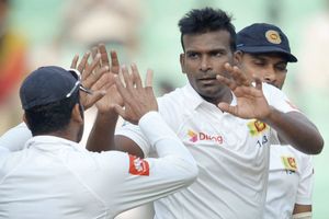 రెండో టెస్టు, డే 2: బౌలర్లు విఫలం, సెంచరీలతో మెరిసిన విజయ్, పుజారా.. భారత్ 312/2