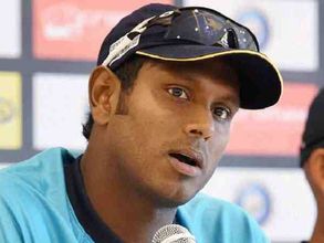 మెండిస్‌కు ఉద్వాసన: భారత పర్యటనకు లంక జట్టు ఇదే