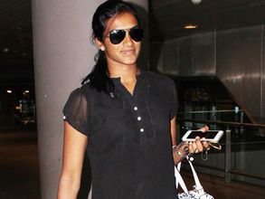 అసలేం జరిగింది?: సింధుకు చేదు అనుభవంపై ఇండిగో ఎయిర్‌లైన్స్