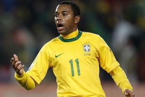 రేప్ కేసులో సాకర్ ప్లేయర్ రాబిన్హోకు తొమ్మిదేళ్ల జైలు