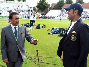 ధోనినే ఎందుకు టార్గెట్ చేస్తున్నారు, పాండ్యా కనిపంచడం లేదా?: సన్నీ