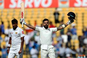 కోహ్లీ రికార్డులు: ఏడోసారి 150, పదోసారి సెంచరీ: ప్రశంసల వెల్లువ