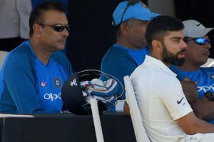 ఆసక్తికరం: కోహ్లీ 97 పరుగుల వద్ద డిక్లేర్ చేస్తానంటే రవిశాస్త్రి వద్దన్నాడా?