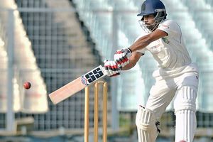 బ్యాటింగ్‌లో 6వ నెంబర్ స్ధానం అనువైనది: సాహా