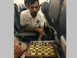 ఫోటోలు: న్యూజిలాండ్ బౌలర్‌కు చెక్ పెట్టిన చాహల్