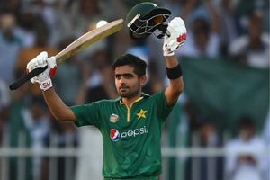 ఒకే ఓవర్‌లో ఆరు సిక్సులు: 26 బంతుల్లో సెంచరీ