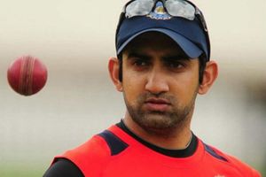 కొత్త కారణాలు వెతికేపనిలో: ఢిల్లీ కాలుష్యంపై గంభీర్ వివాదాస్పద ట్వీట్