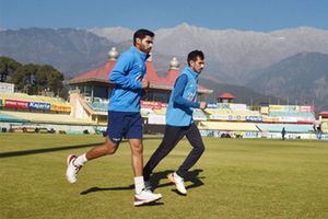 భార‌త్-శ్రీలంక వ‌న్డేకు కూడా అనుకూలించ‌ని వాతావ‌ర‌ణం..?