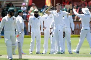 నాలుగు రోజుల టెస్టుని రెండు రోజుల్లోనే ముగించారు