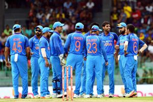 రైనా, యువీకి మొండిచేయి: దక్షిణాఫ్రికాతో వన్డేలకు భారత్ జట్టు ఎంపిక