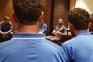 ఇదొక ఛాలెంజ్: అండర్-19 జట్టుకు ద్రవిడ్ సన్నద్ధత, కోహ్లీ సలహాలు