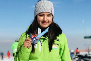 భారత్‌కు తొలి పతకం: టర్కీలో చరిత్ర సృష్టించిన ఆంఛల్ ఠాకూర్