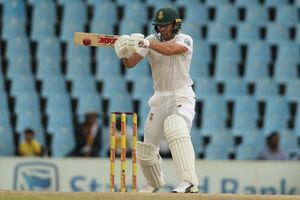 సెంచూరియన్ టెస్టు: కోహ్లీసేన విజయ లక్ష్యం 287