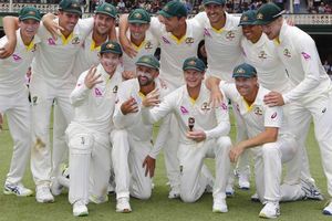 యాషెస్: ఇంగ్లాండ్‌‌పై మళ్లీ ఘన విజయం సాధించిన ఆస్ట్రేలియా