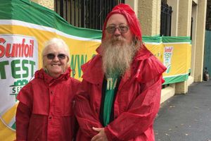 కోహ్లీ కోసం సుదూరం నుంచి: ఎవరీ జాన్‌-క్రిసియా