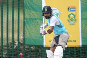 కోహ్లీసేనకు విషమ పరీక్ష: పరువు కోసం ఒకరు, వైట్ వాష్ కోసం మరొకరు