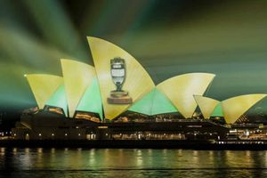 సిడ్నీ ఓపెరా హౌస్‌పై యాషెస్ వెలుగు జిలుగులు (వీడియో)