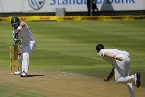 విదేశీ గడ్డపై షమీ మరో ఘనత: ఎలైట్ బౌలర్ల జాబితాలో చోటు