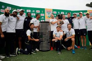 దక్షిణాఫ్రికా క్రికెట్ జట్టులో వర్ణ వివక్షా..?