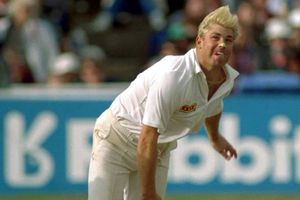 కోచ్ రవిశాస్త్రి షేన్ వార్న్ చేతిలో ఔటయ్యాడు: జనవరి 2