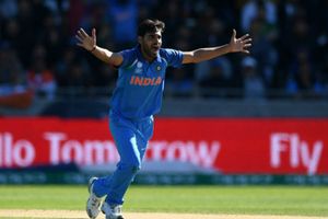 సచిన్ నుంచి రైనా వరకు: భువీకి పుట్టినరోజు శుభాకాంక్షల వెల్లువ