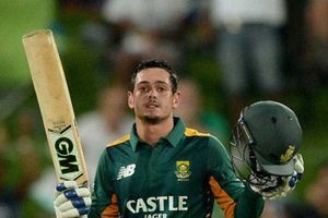 డికాక్ కొద్దిగలో సేఫ్, ఆనందం ఎంతోసేపు నిలవలేదు