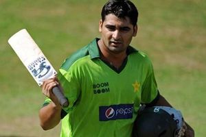 పీఎస్ఎల్‌లో మ్యాచ్ ఫిక్సింగ్, ఏడాది పాటు సస్పెన్షన్‌కు గురైన క్రికెటర్