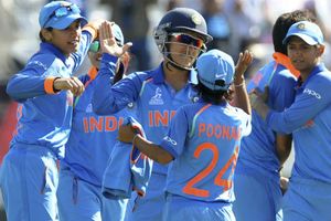 సఫారీలపై భారత్ ఘన విజయం