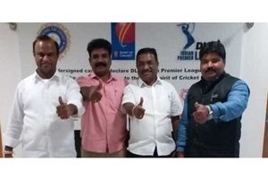 బీసీసీఐ సీఈఓతో తెలంగాణ క్రికెట్ అసోసియేషన్ ప్రతినిధుల భేటీ