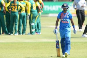 సఫారీలు బోణీ: 3వ టీ20లో దక్షిణాఫ్రికా ఘన విజయం