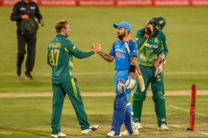 వెళ్లొస్తా.. నేస్తం!, మళ్లీ ఐపీఎల్‌లో కలుద్దాం..