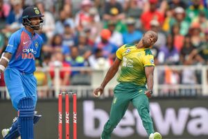 'కాస్త తెలివి వాడతాం.. కోహ్లీ జట్టును ఓడిస్తాం'