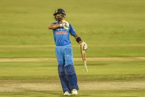 సచిన్ కంటే కోహ్లీ బ్యాటింగ్ సగటే ఎక్కువ, ఖచ్చితంగా 62 సెంచరీలు ..: సెహ్వాగ్