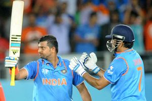 మూడో స్థానంలో సురేశ్ రైనా: ధోనిని అధిగమించాడు