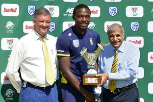 ఐసీసీ ర్యాంకులు: అగ్రస్థానంలో నిషేధ బౌలర్ కగిసో రబాడ