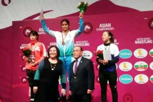 ఖండాంతర స్థాయిలో స్వర్ణ పతకం సొంతం చేసుకున్న నవ్‌జోత్(వీడియో)