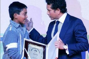 ముంబైకే ఈ టోర్నీ ముఖ్యం, వేడుకలను ప్రారంభించిన సచిన్