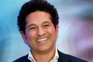 స్వాతంత్ర వేడుకల్లో భాగంగా ముక్కోణపు టీ20 సిరీస్, సచిన్‌కు ప్రత్యేక ఆహ్వానం