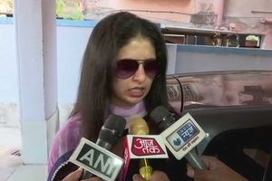 కోర్టుకీడుస్తా, కంఠంలో ప్రాణముండగా విడాకులివ్వను: షమీ భార్య