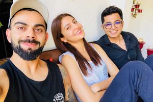 వైరల్ అవుతున్న కోహ్లీ అనుష్క ఫోటోలివే