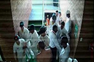 వార్నర్ భార్య గురించి తప్పుగా మాట్లాడటం వల్లే!: డీకాక్‌పై ఆవేశం