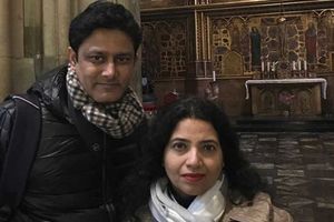 మోసం: ముంబై వాచ్ కంపెనీపై అనిల్ కుంబ్లే భార్య చీటింగ్ కేసు