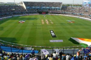 హెచ్‌సీఏపై కన్నెర్ర చేసిన రెవెన్యూ శాఖ