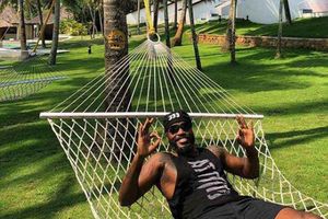 ఐపీఎల్‌కు బ్రేక్, చేపలు పట్టేందుకు కేరళ వెళ్లిన గేల్