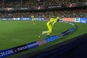 ధోనిలో మరో కోణం: సోషల్ మీడియాలో వీడియో వైరల్