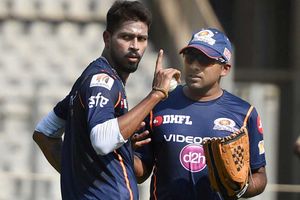 పాండ్యా చాలా కష్టపడాలి: ముంబై బ్యాటింగ్‌పై జయవర్దనే అసంతృప్తి