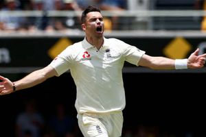30,020: ఫాస్ట్ బౌలర్లలో ప్రపంచ రికార్డు నెలకొల్పిన ఆండర్సన్