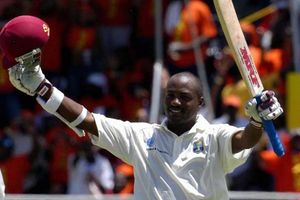 #OnThisDay in 2004: టెస్టు క్రికెట్‌లో 400 పరుగులు చేసిన లారా