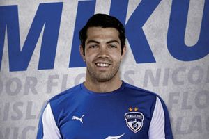 'జట్టులో ఆడాలంటే జీతం పెంచాల్సిందే', ఒంటరిగా భారత్‌లో ఉండలేను