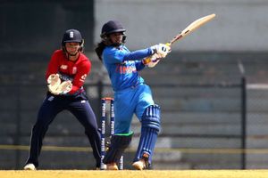 భారత మహిళా జట్టు కెప్టెన్ మిథాలీ రాజ్ అరుదైన రికార్డు